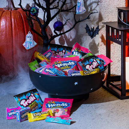 Halloween Core Winners Variety Bag, Trick-Or-Treat Candy, NERDS Gummy Clusters, Sweetarts, Trolli, Laffy Taffy and NERDS, 30 Pieces, 10.64 Ounce Bag
