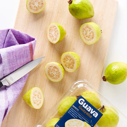 Guava, 1 Lb, Clamshell