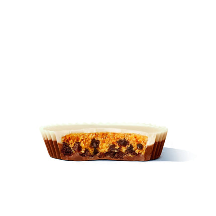 Reese'S OREO Milk Chocolate and White Creme King Size Peanut Butter Cups Candy, Pack 2.8 Oz