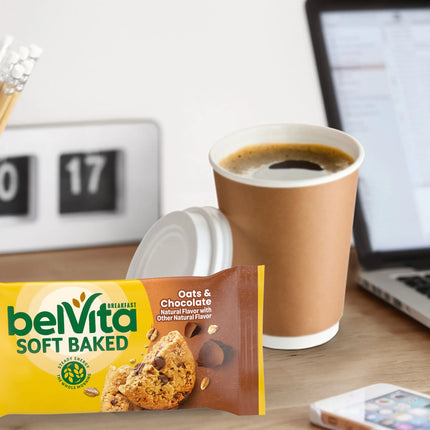 Belvita Soft Baked Breakfast Bars, Oats & Chocolate, 5 Packs (1 Biscuit per Pack)