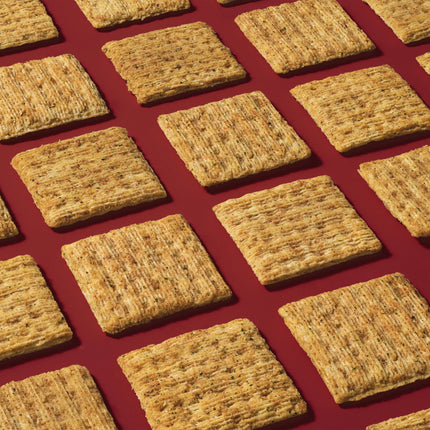 (3 Pack) Triscuit Fire Roasted Tomato & Olive Oil Whole Grain Wheat Crackers, Snack Crackers, 8.5 Oz