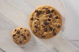 Big Chewy Chips Ahoy Original Cookies  7- 2.5 oz  17.5 oz