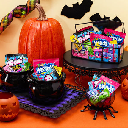 Halloween Core Winners Variety Bag, Trick-Or-Treat Candy, NERDS Gummy Clusters, Sweetarts, Trolli, Laffy Taffy and NERDS, 30 Pieces, 10.64 Ounce Bag