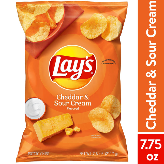 Lay'S Potato Chips, Cheddar & Sour Cream, 7.75 Oz Bag