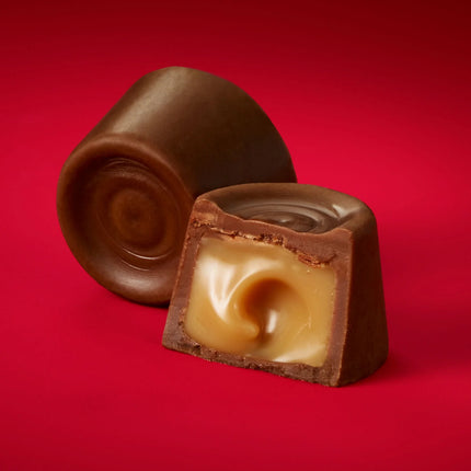 Rolo Rich Chocolate Caramels Candy, Family Pack 17.8 Oz