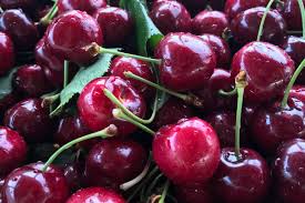 SWEET RED CHERRIES 2 LBS (SEASONAL SUMMER)